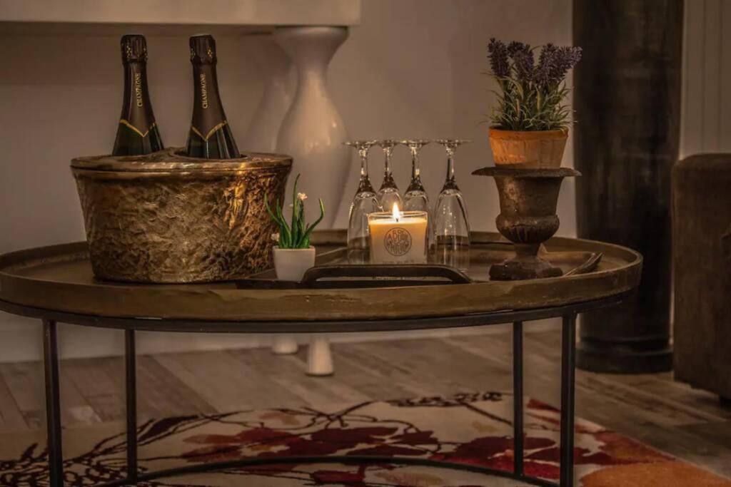 Reims Centre : Appartement Lumineux Et Atypique 46, Place D'Erlon 外观 照片
